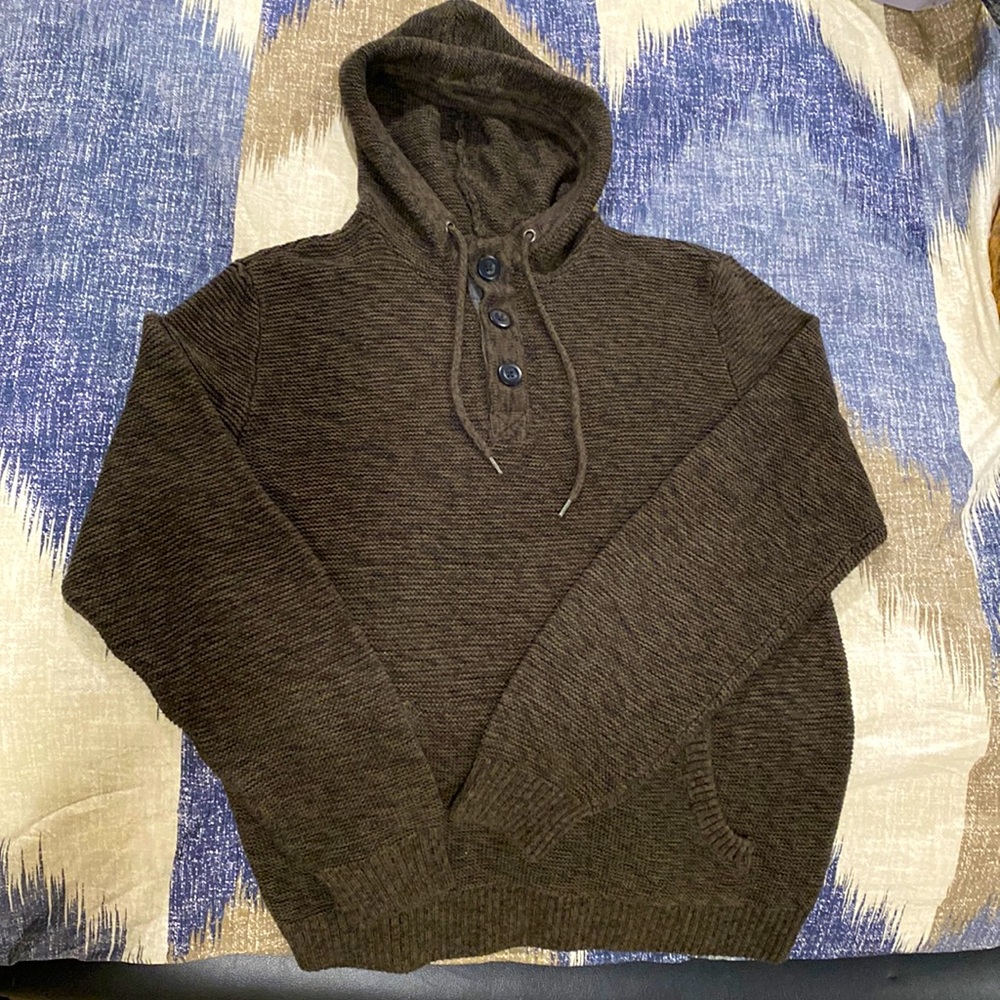 Hooded Henley knitted sweater